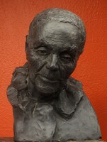 Buste f&eacute;minin - Vieille dame