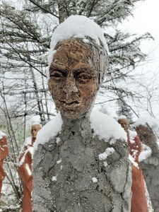 >En cours de r&eacute;alisation - Sculpture en b&eacute;ton patin&eacute; � Installation Corps d&eacute;munis
